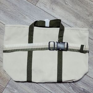 DSW Exclusive Free MyPerk Canvas Tote with Travel Band NWT